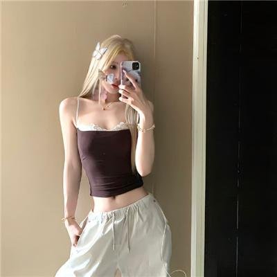 不合时宜的喜剧
